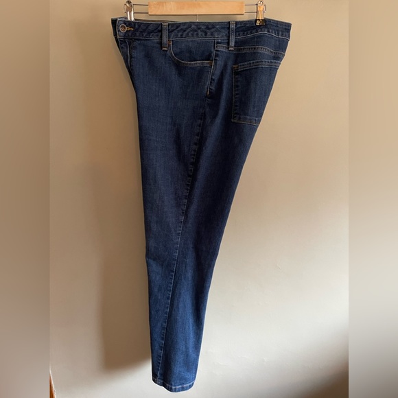 L.L. Bean women’s True Shape Classic jeans size 16 - Picture 5 of 7